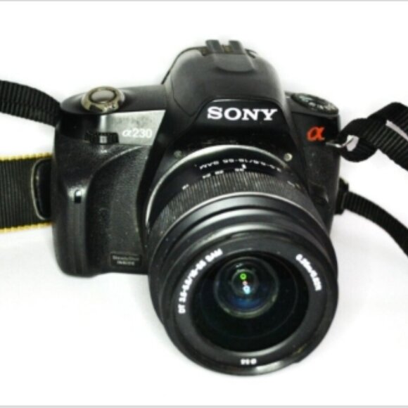 Sony A230 Digital SLR With Charger 2 Batteries Tested And Works Photography - Picture 1 of 8